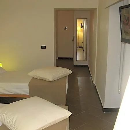 Nocleg ze śniadaniem Ibed 4*