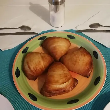 Oda ve Kahvaltı Ibed 4*