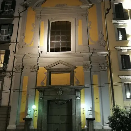 Ibed Oda ve Kahvaltı Napoli