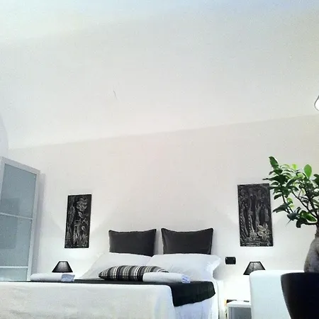 Oda ve Kahvaltı Ibed Napoli